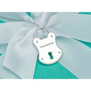 Tiffany & Co. Vintage Lock Necklace Crest Keyhole Pendant in Silver 16"